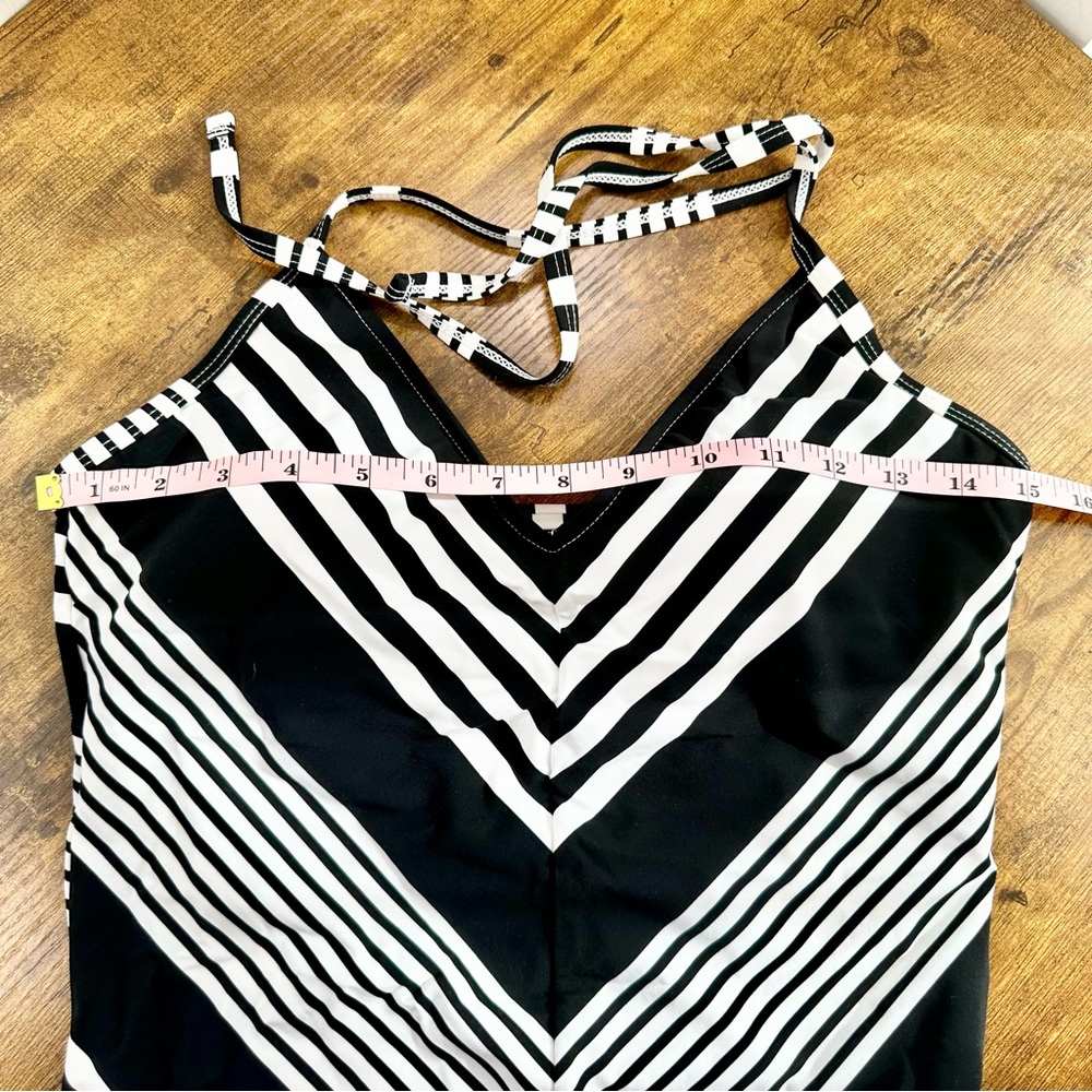 La Blanca Fine Line Halter, Black and White Chevron One-Piece Swimsuit - Picture 10 of 16